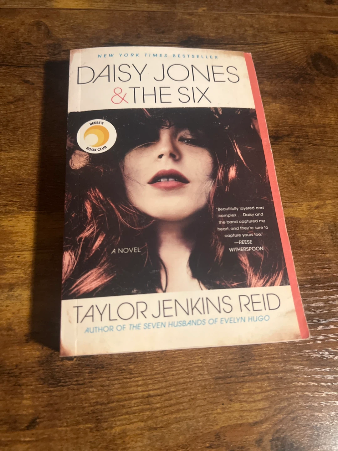 Daisy Jones & The Six by Taylor Jenkins Reid Novel