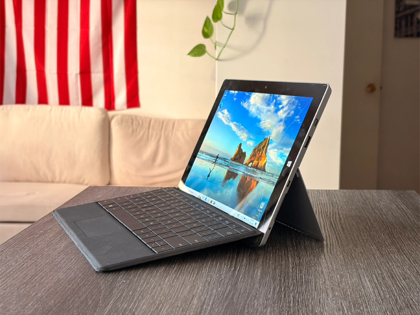 Microsoft Surface 3 Tablet (10.8”, 64GB, Intel Atom, Windows 10) - photo 3