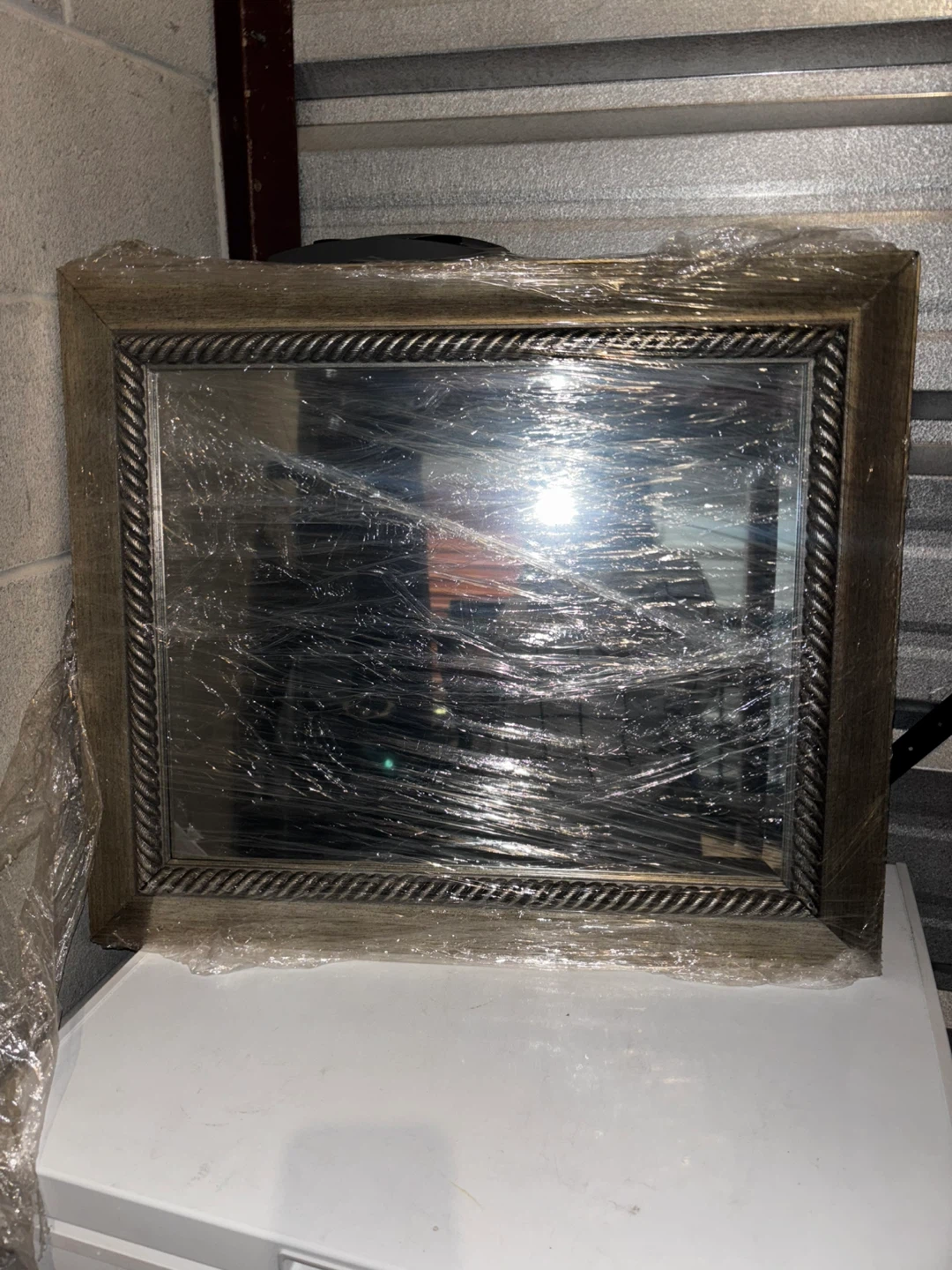 Decorative Wall Mirror - photo 2