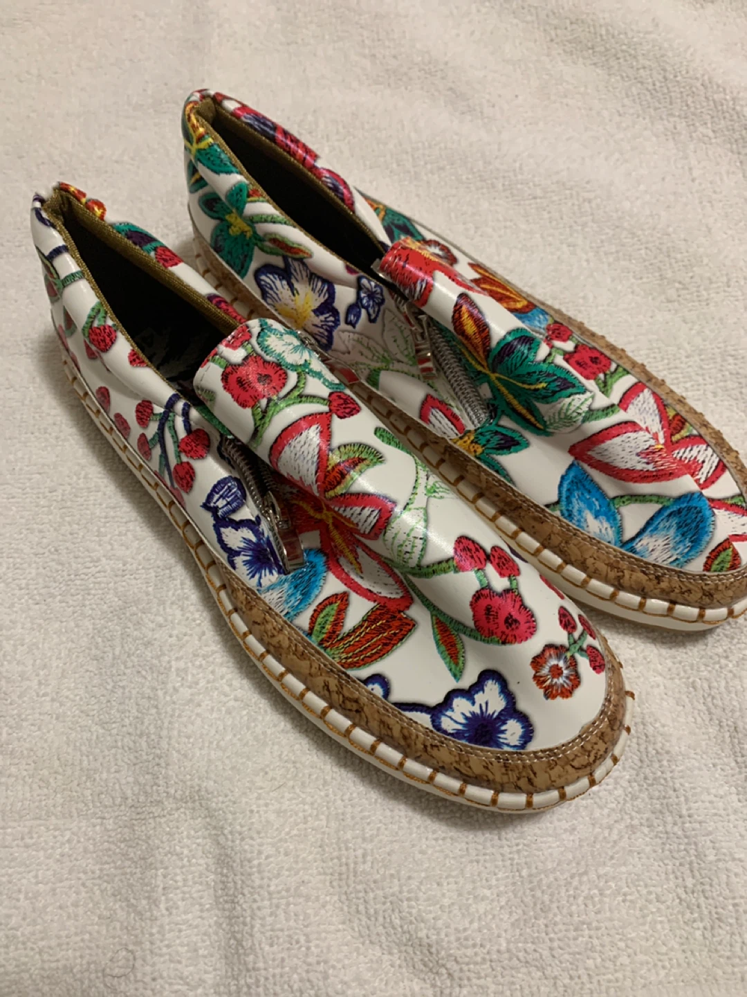 White Floral Print Slip-On Shoes