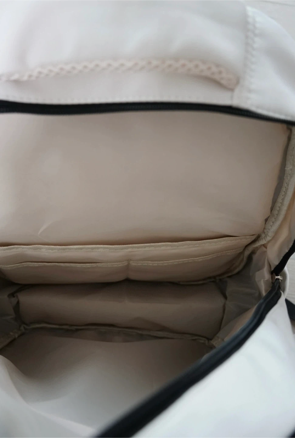 Black and White Cute Backpack - photo 3