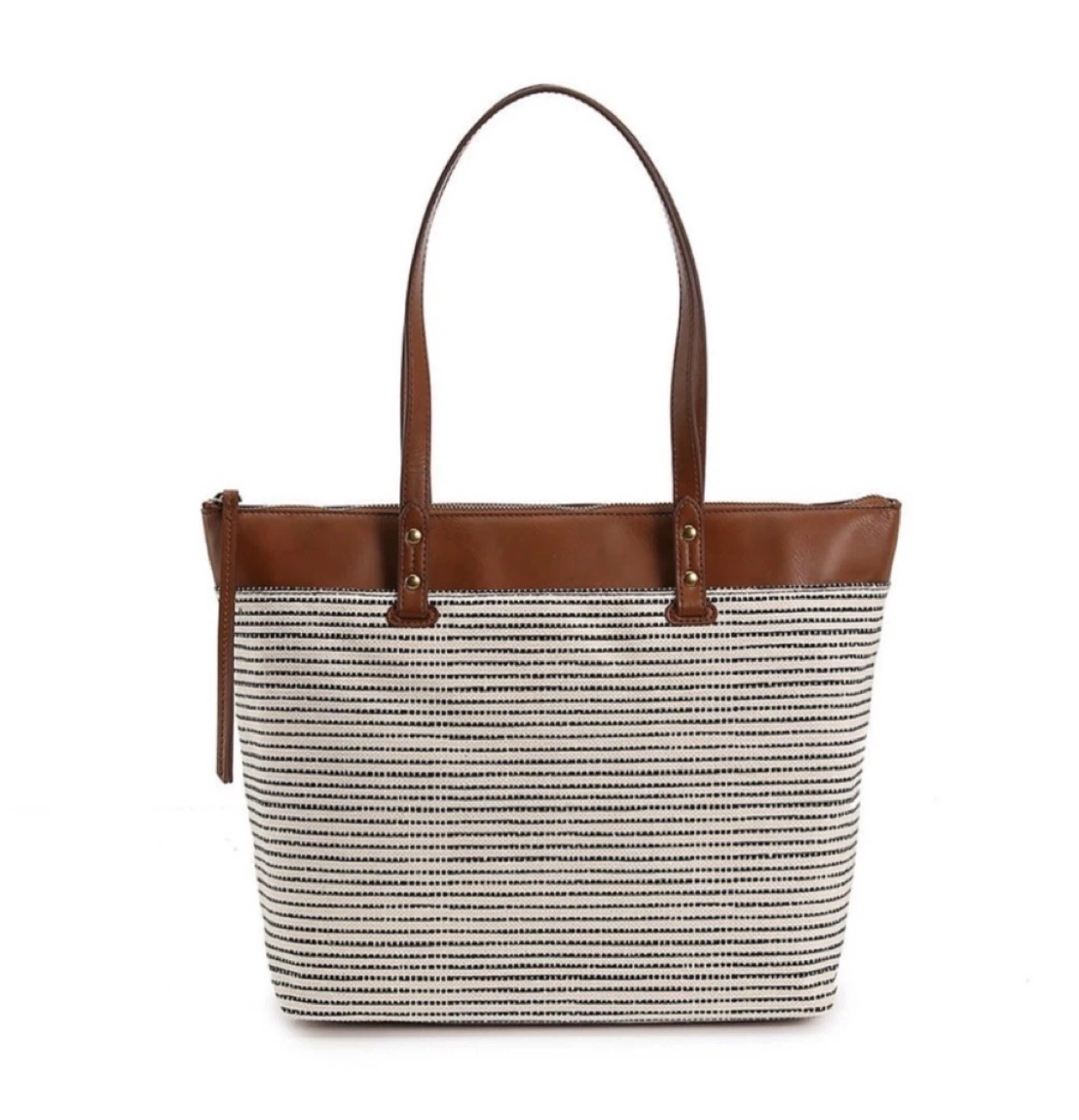 ACCEPTING OFFERS-NWT FOSSIL ANA TOTE - photo 2