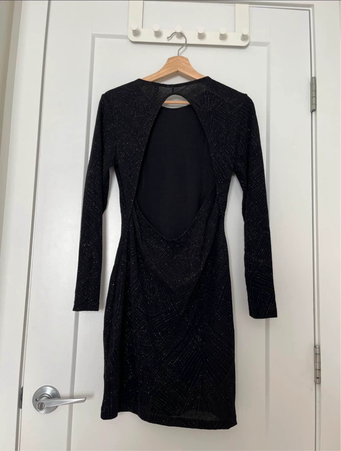 H&M Black Sparkly Long Sleeve Mini Dress - photo 2