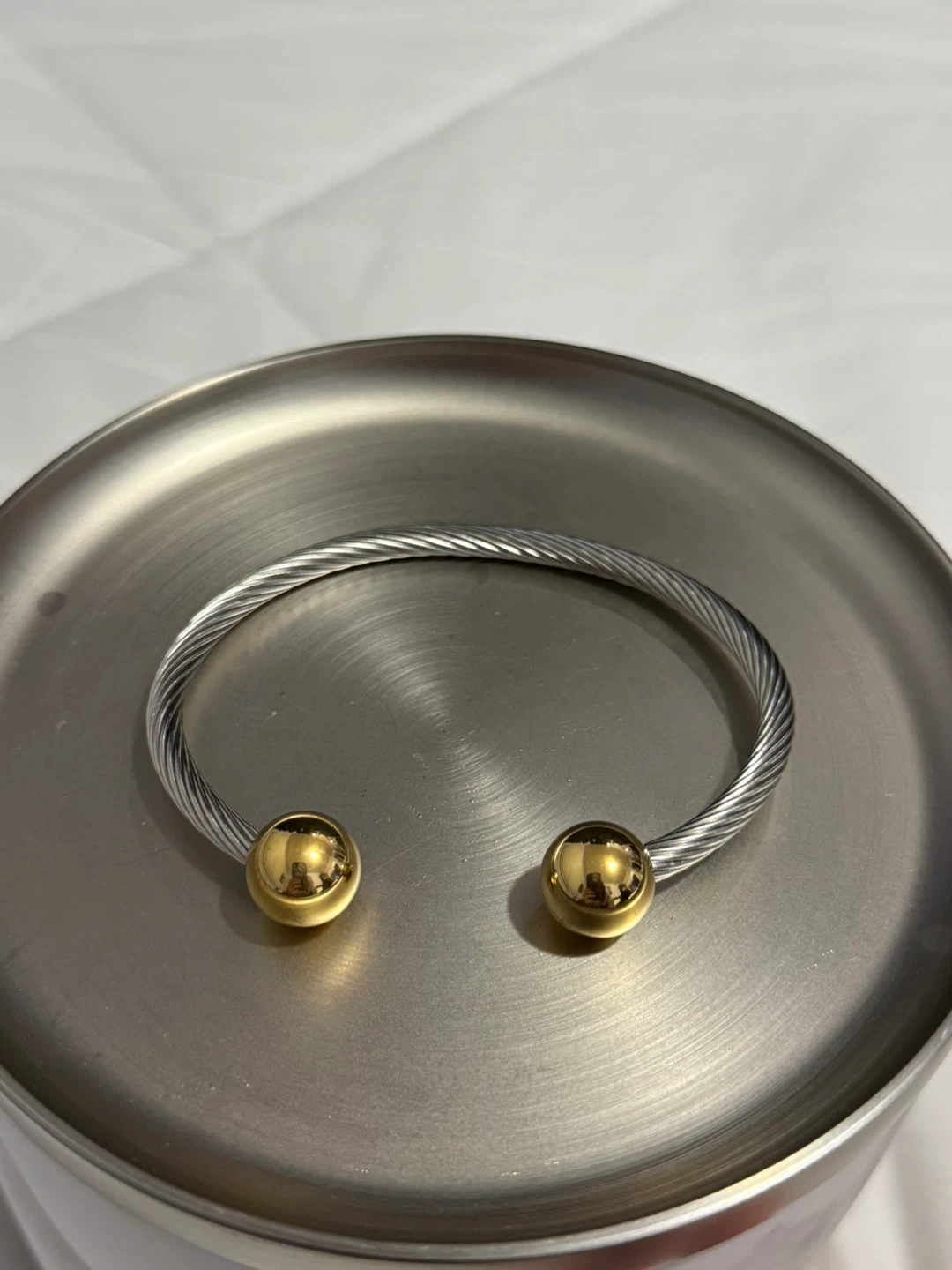 Minimalist Two-Tone Bracelet – Silver & Gold (S/M)