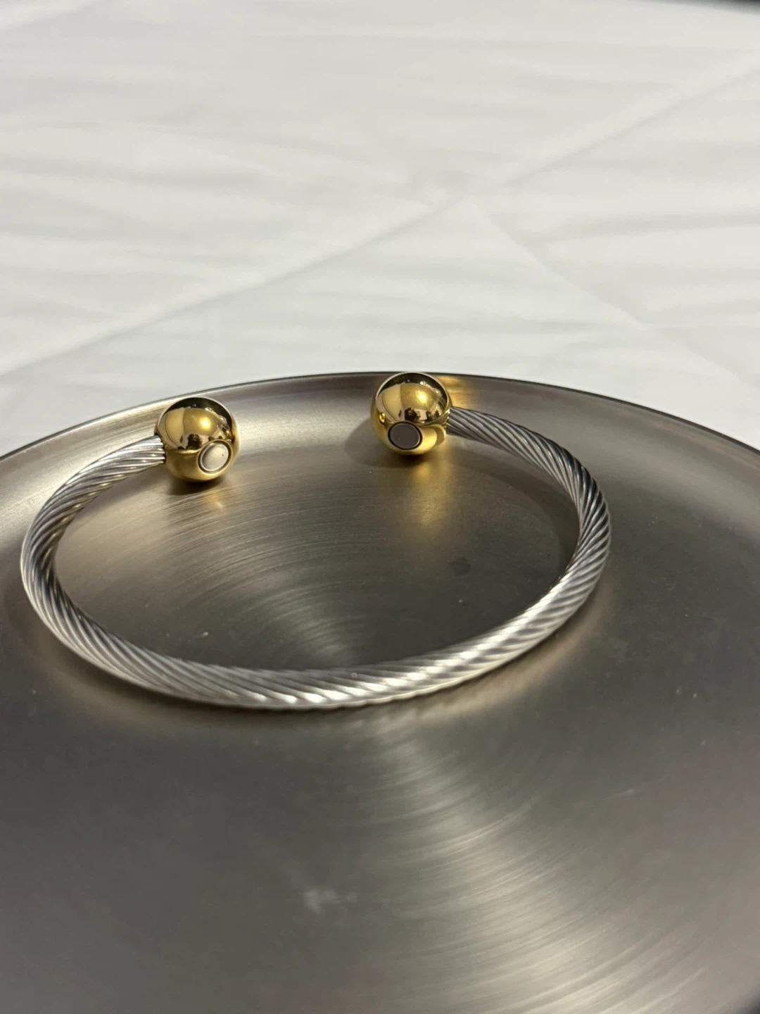 Minimalist Two-Tone Bracelet – Silver & Gold (S/M) - photo 2
