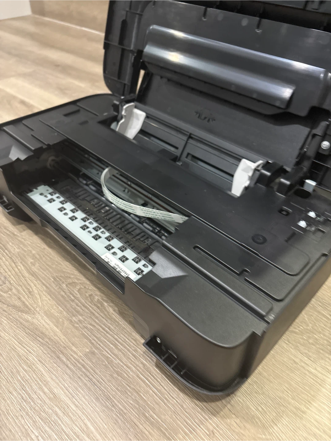 Canon PIXMA TS302 Printer - photo 2