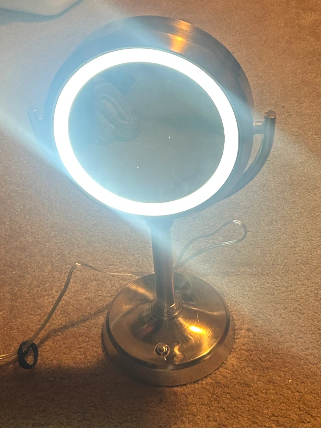 Lighted Vanity Mirror - photo 2