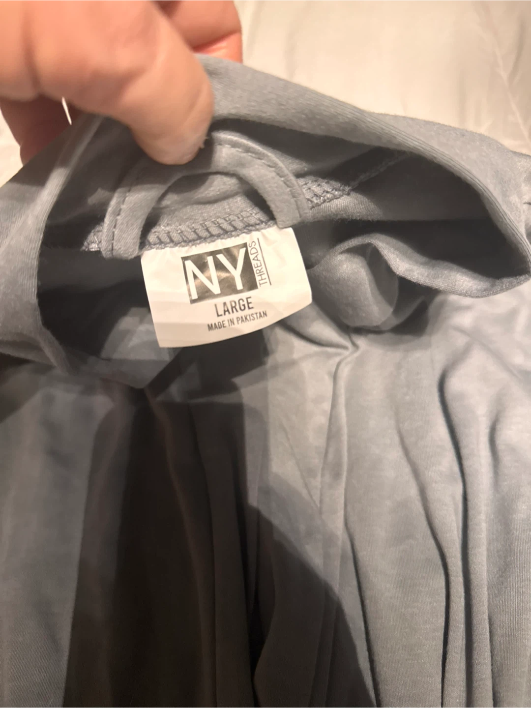 Brand New. NY Threads Grey Robe. It’s new - photo 3