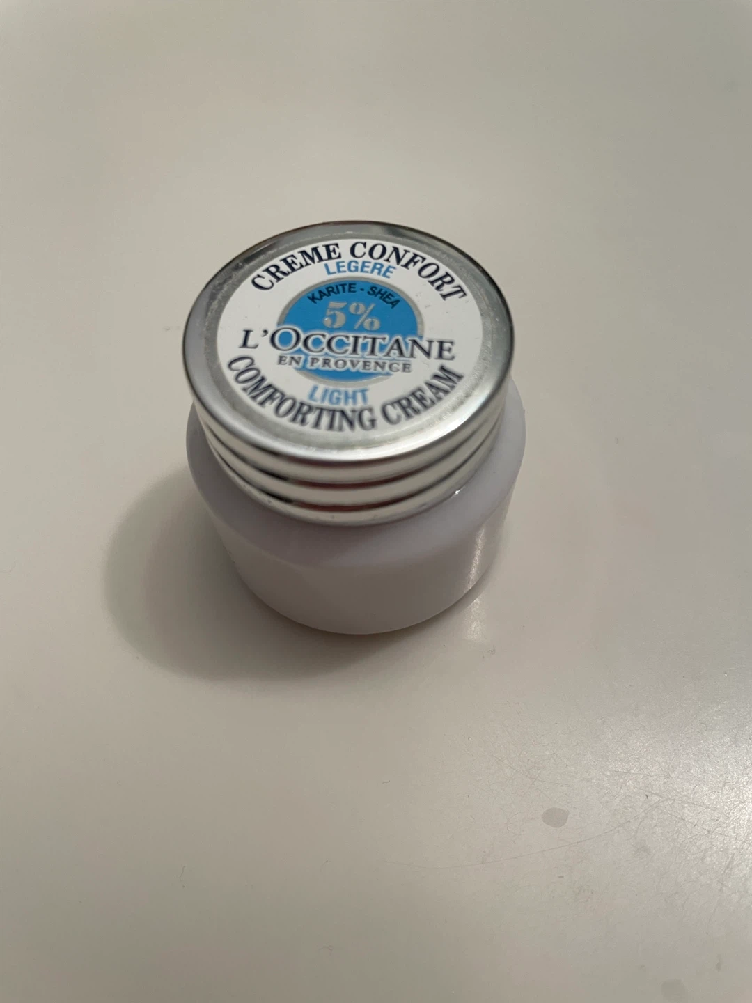 New L'Occitane Light Comforting face Cream 8ml