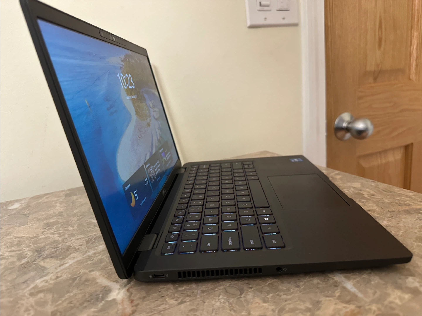 Excellent Condition i7 Dell Latitude 7420 *1 Tb Drive *USB-C - photo 4