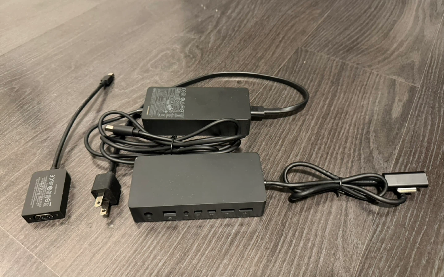 Microsoft Surface Dock (1661) w/ Adapter (1749) and VGA