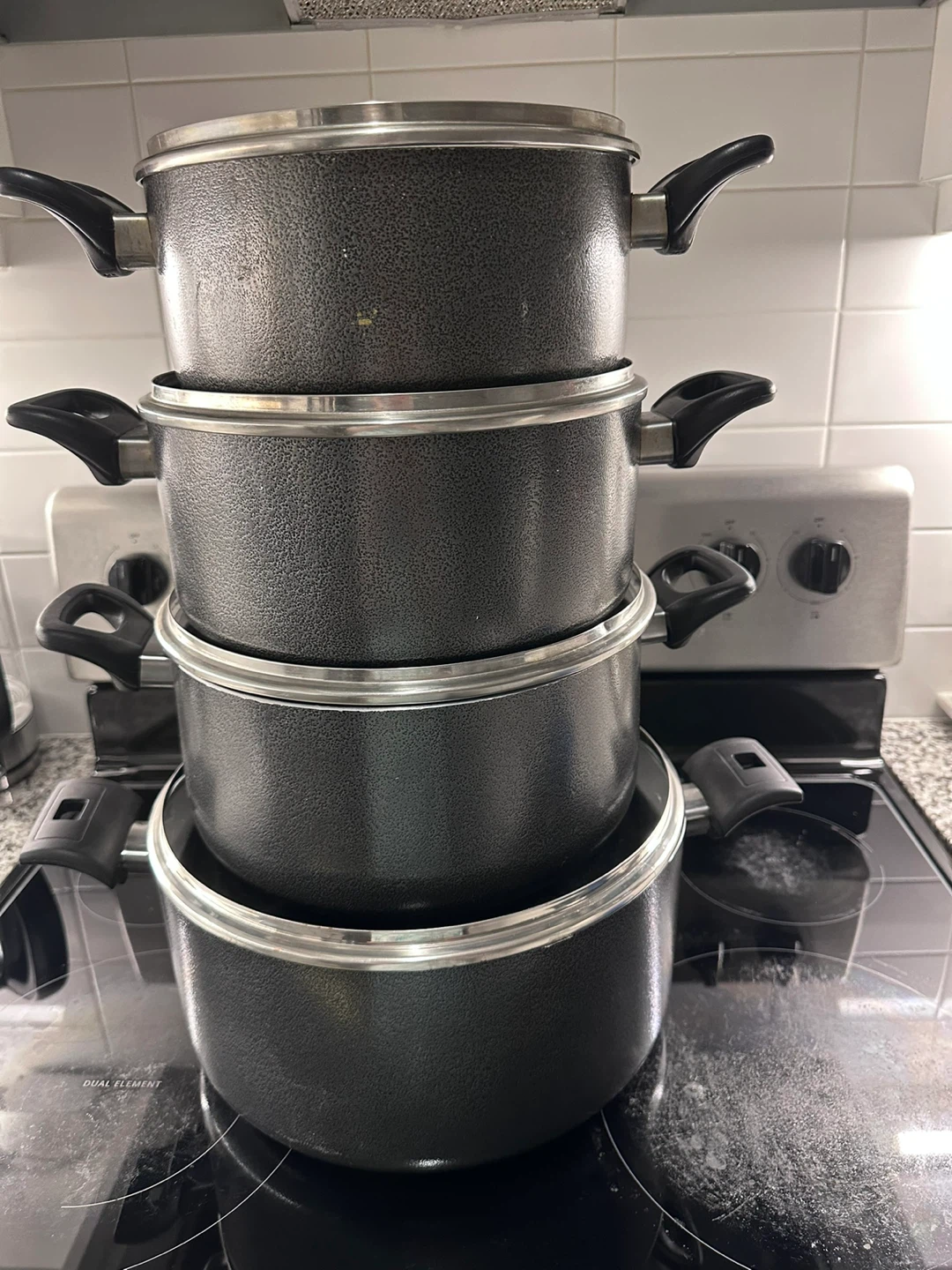 Set of 4 Black Pots and Pans - photo 2