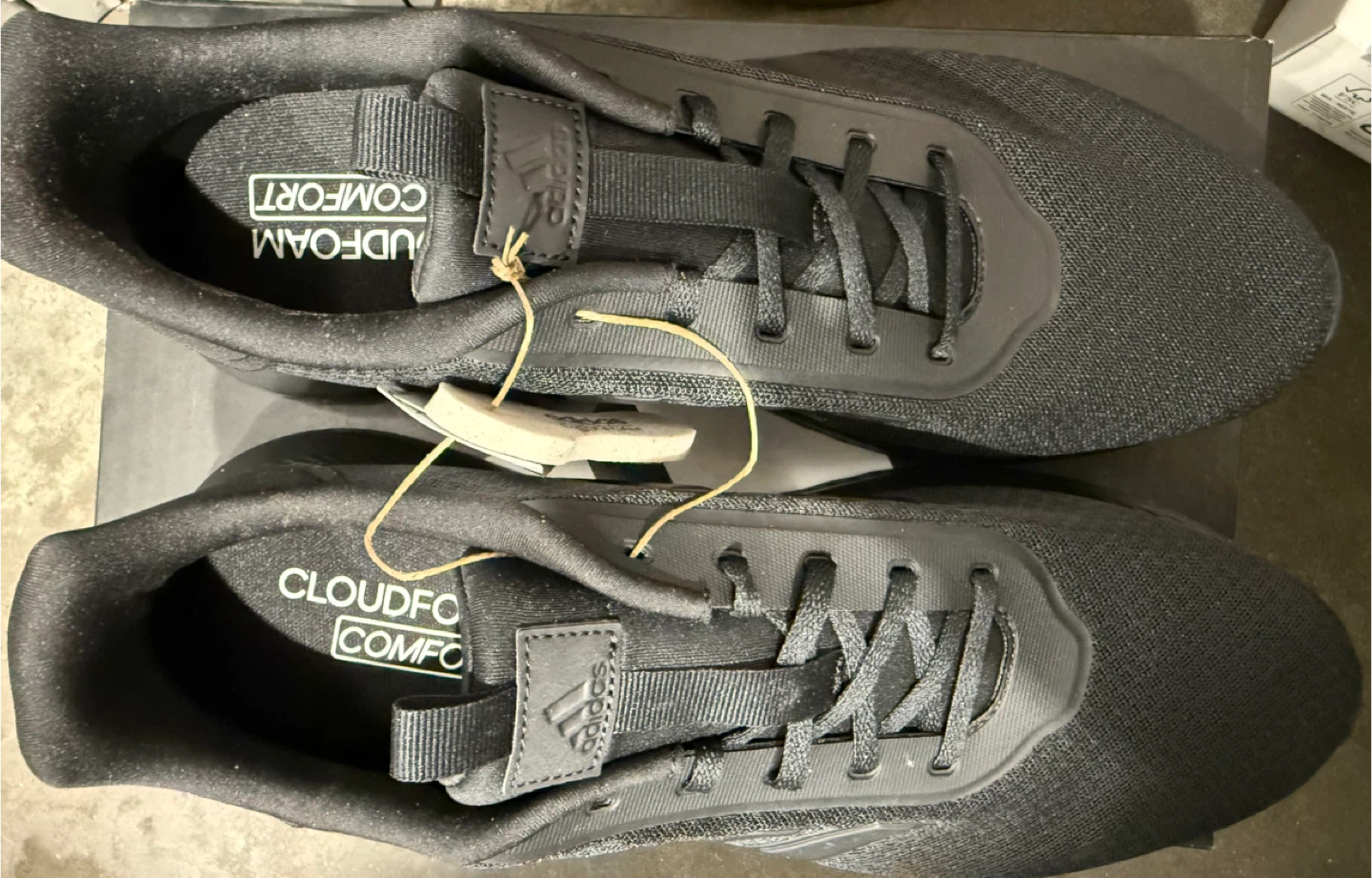 Adidas Men's Cloudfoam Running Shoes Size 13 - photo 2
