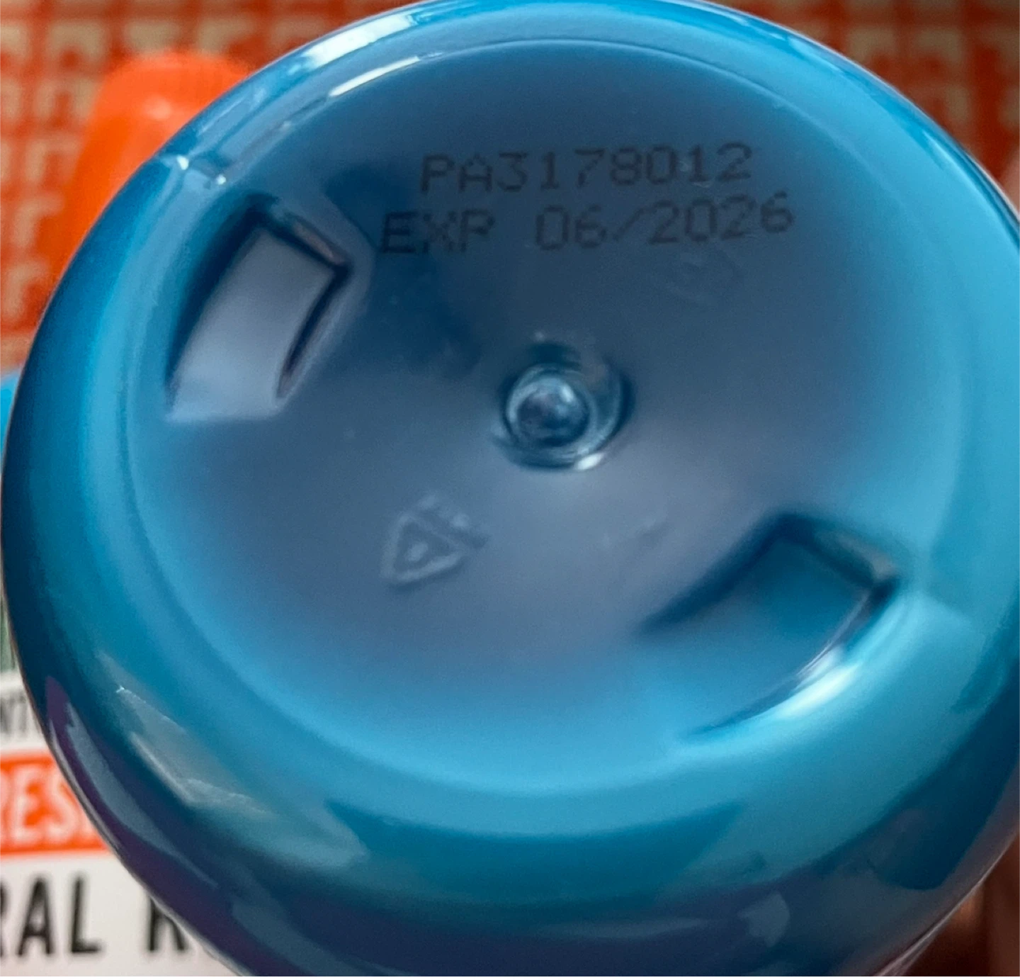 TheraBreath Fresh Breath Oral Rinse - Invigorating Icy Mint - photo 2