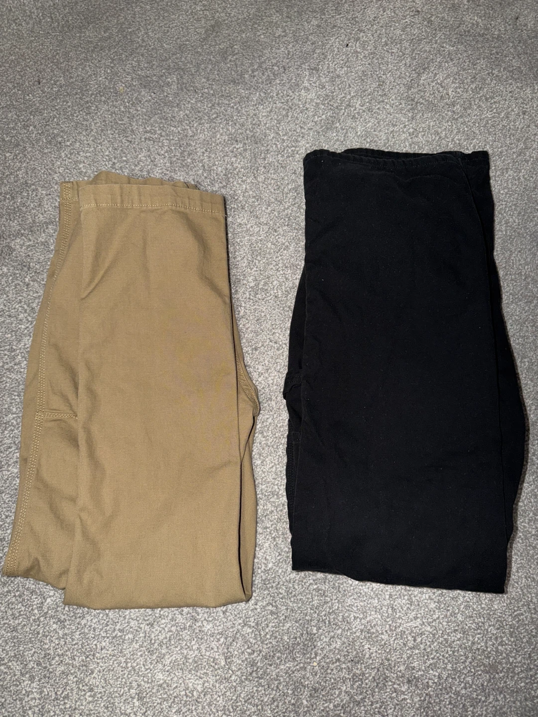 Carhartt Work Pants - Khaki Slim Fit & Black Loose Fit - photo 2