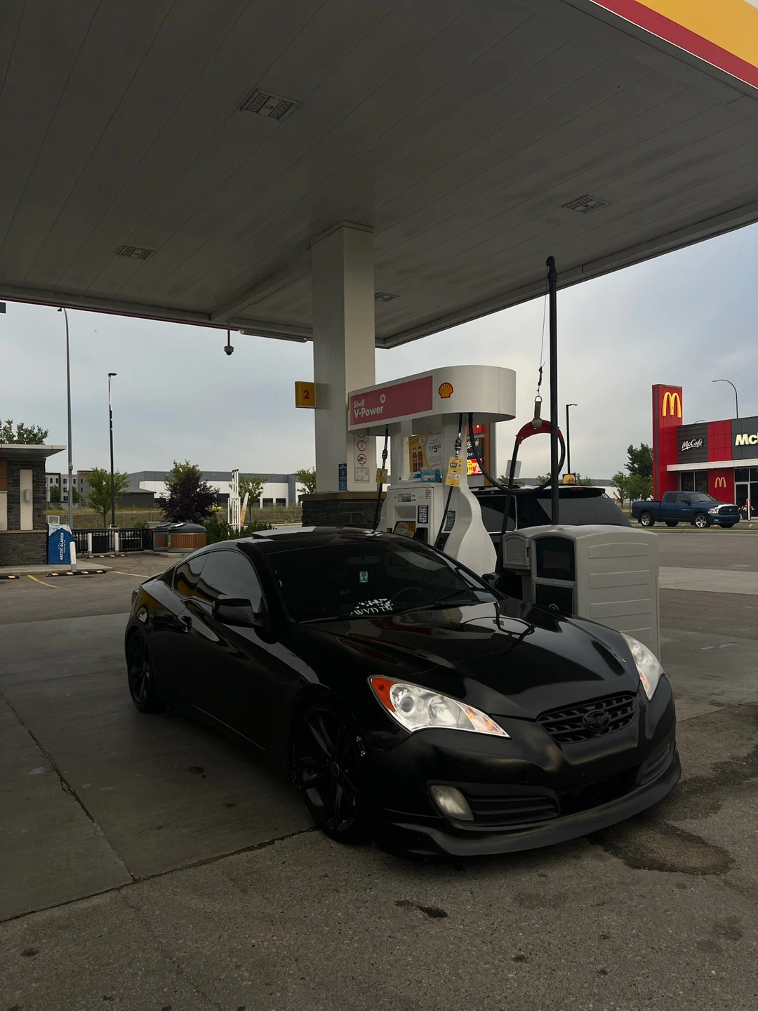 Black Hyundai Genesis Coupe - photo 2