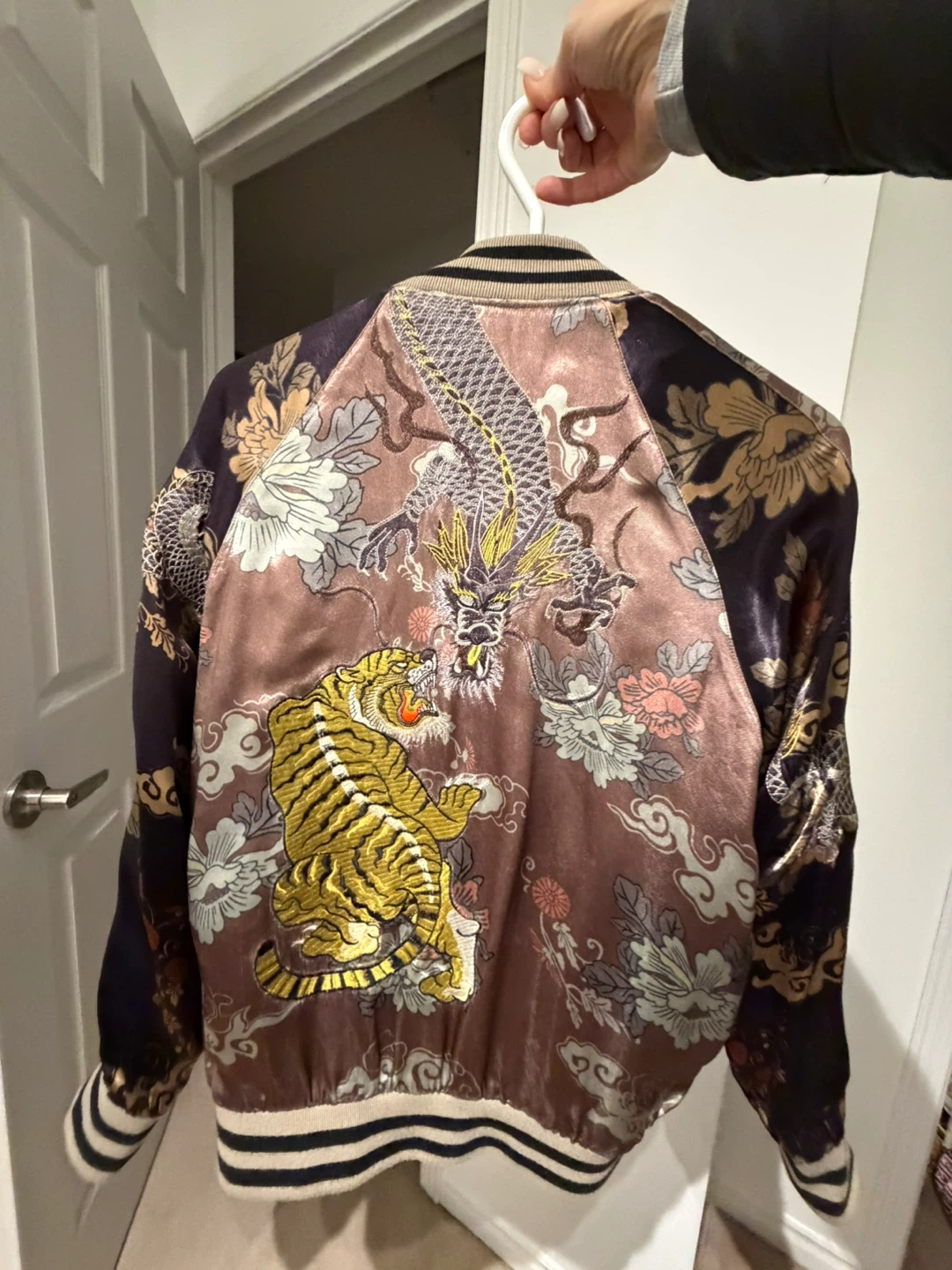 Bomber Jacket - photo 4