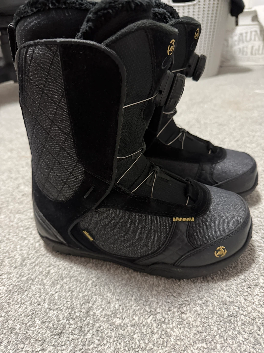 K2 Snowboarding Boots Women's Size 7 - photo 5