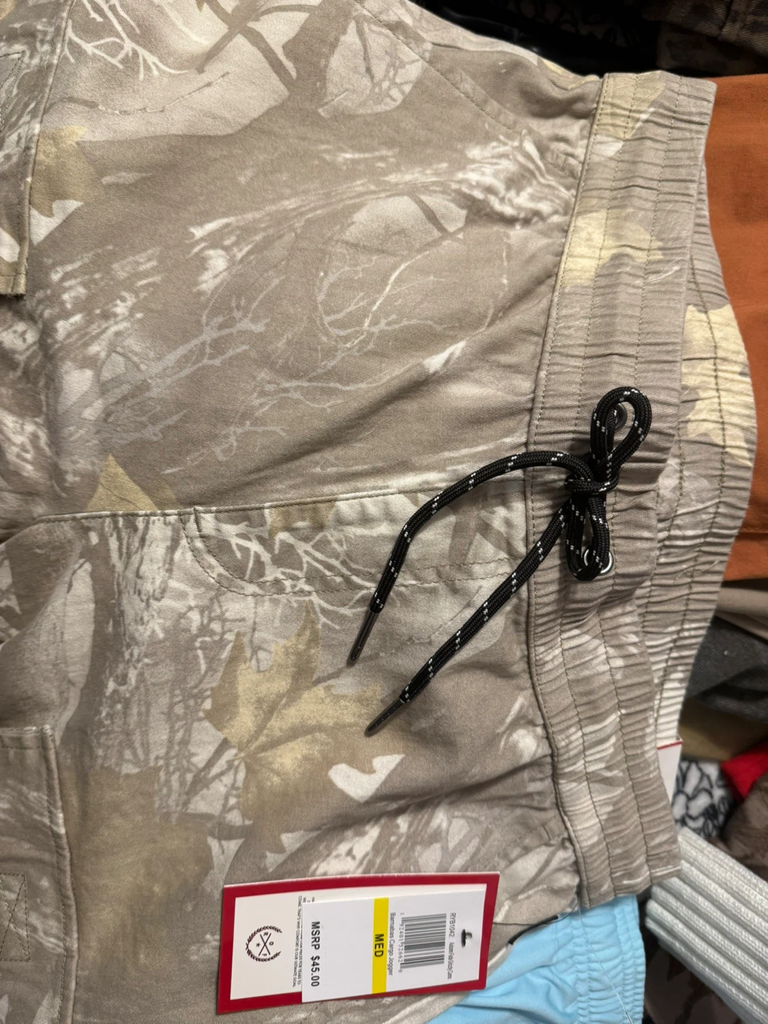 Field & Stream Camo Cargo Pants - Size Medium