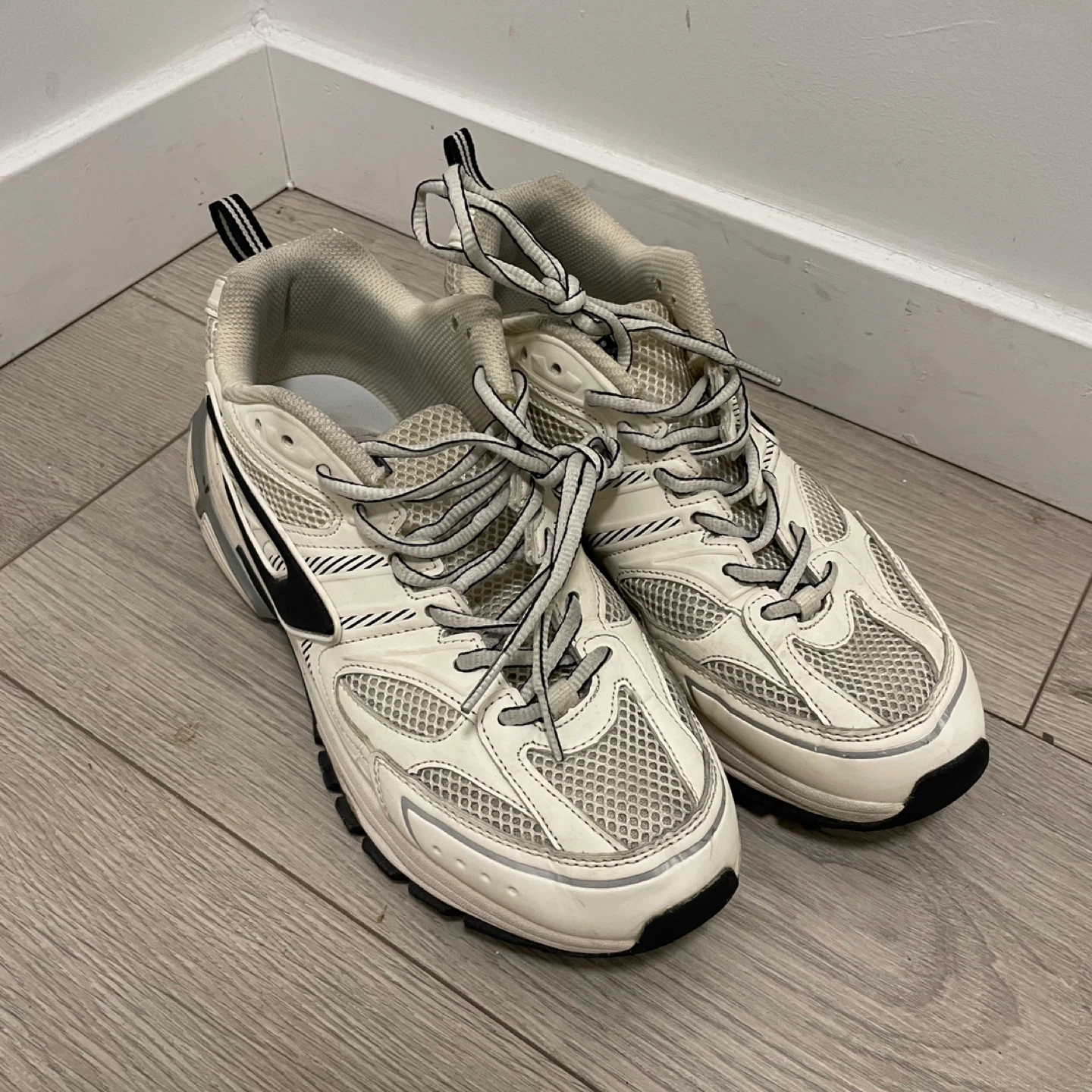 [Diesel] Men's White Shoes - photo 2