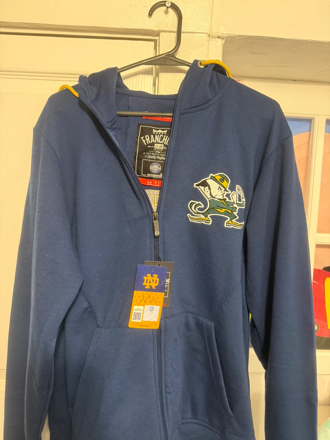 Notre Dame Fighting Irish Zip-Up Hoodie