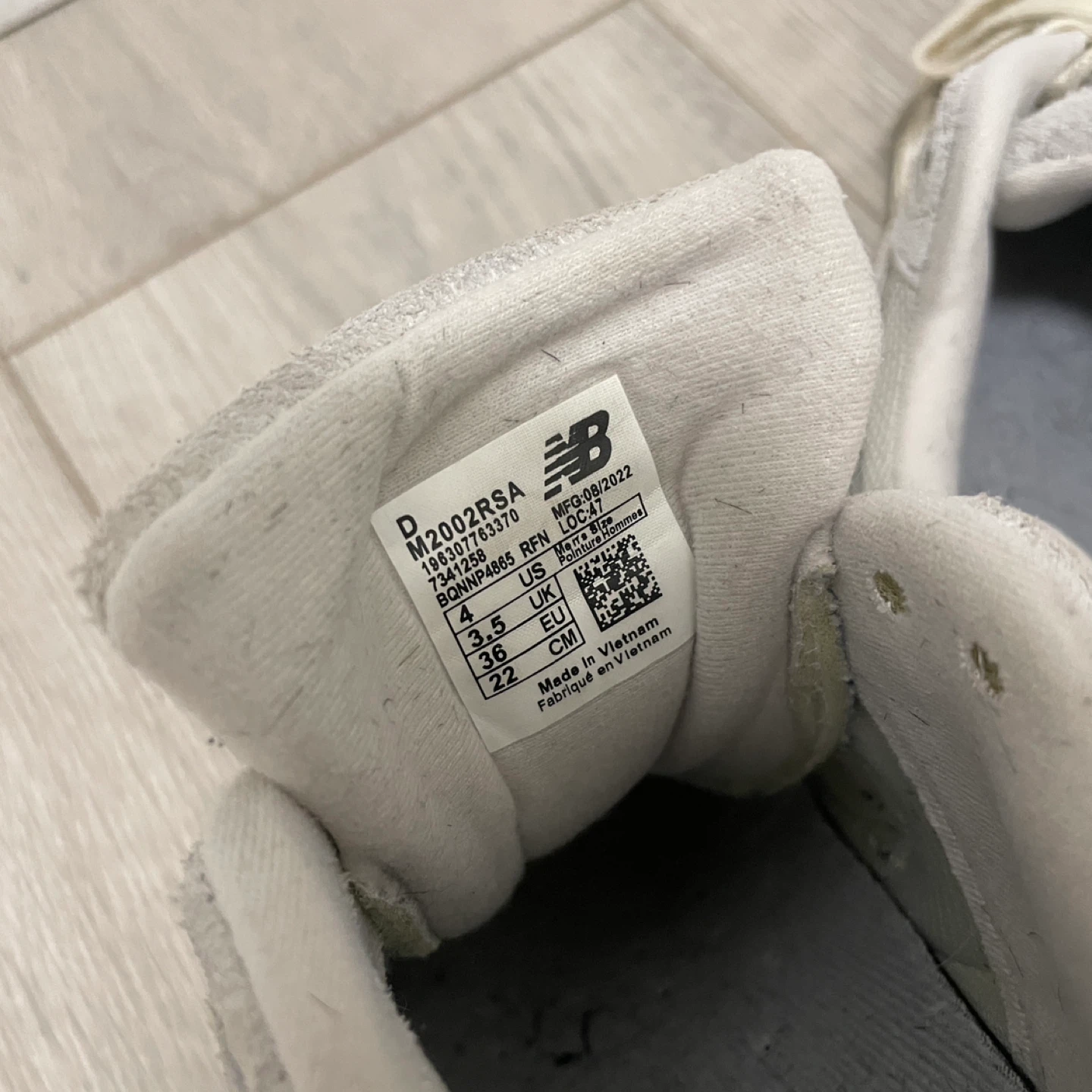 [New Balance] Grey Sneakers - Size 4 US - photo 4