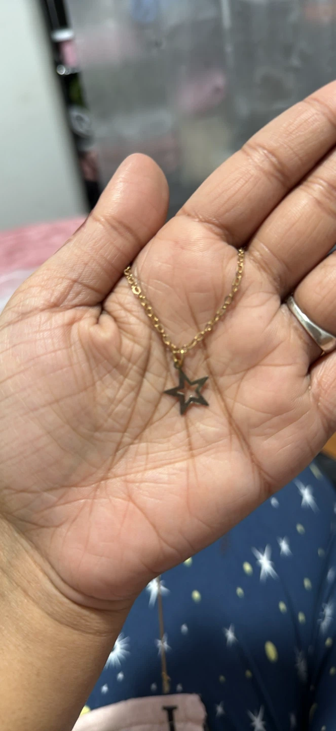 Gold-tone Star Pendant Necklace - photo 4