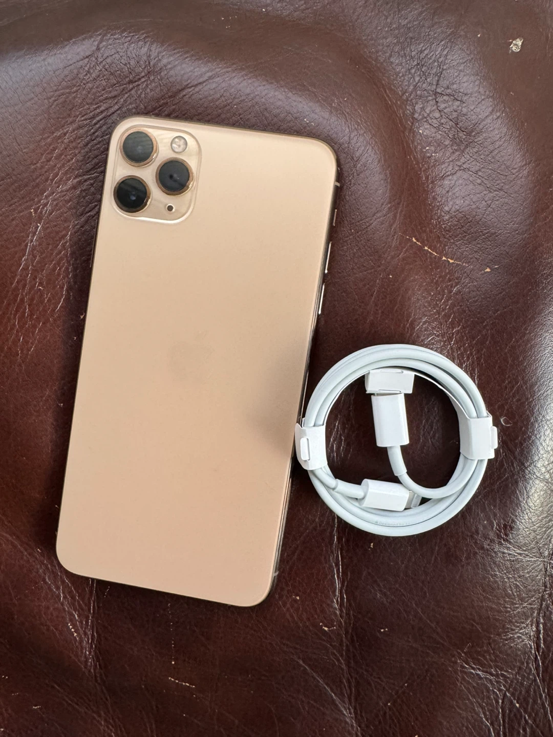 iPhone 11 Pro Max – 512GB – Unlocked- Gold