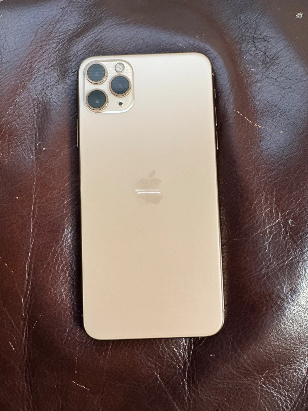 iPhone 11 Pro Max – 512GB – Unlocked- Gold - photo 2