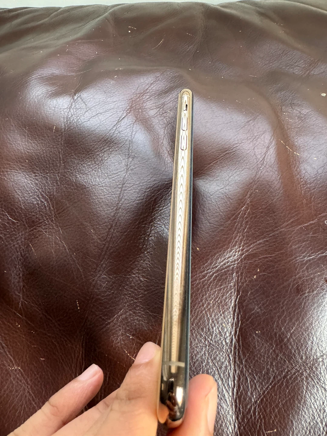 iPhone 11 Pro Max – 512GB – Unlocked- Gold - photo 5