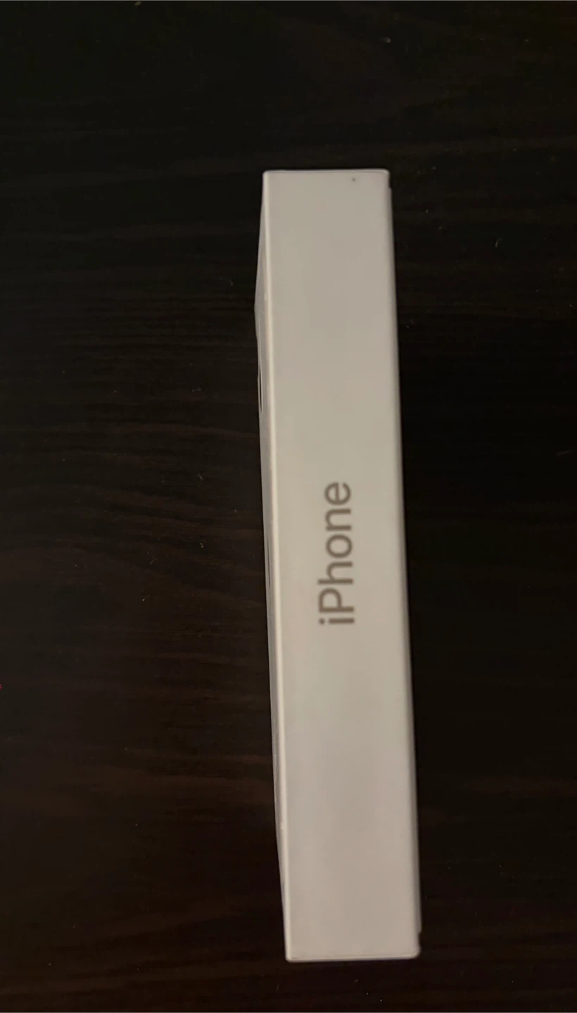 IPhone 13 - photo 2