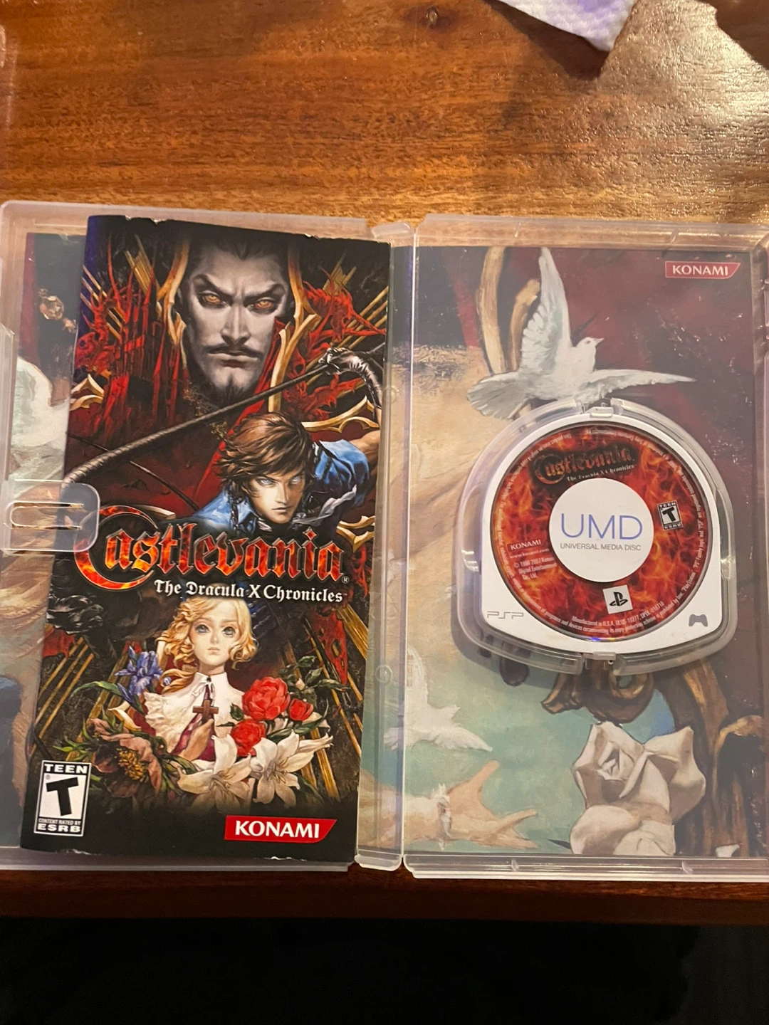 Castlevania The Dracula X Chronicles PSP UMD Game - photo 2