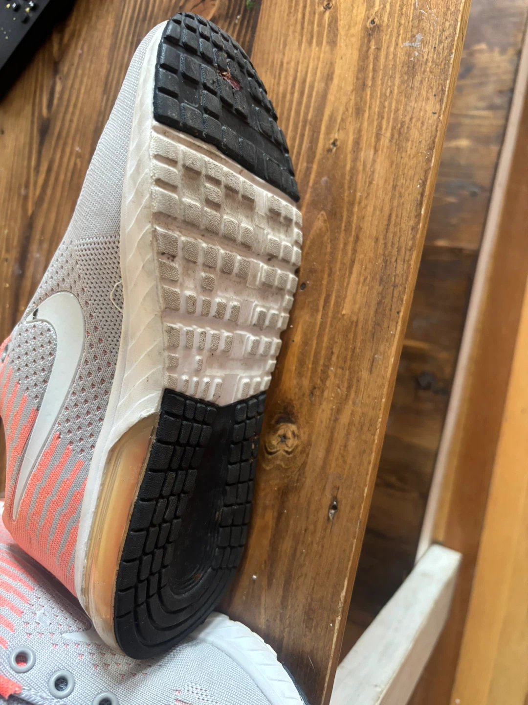 Nike LunarLaunch Women's Running Shoes Grey/Coral Size 7 - photo 2
