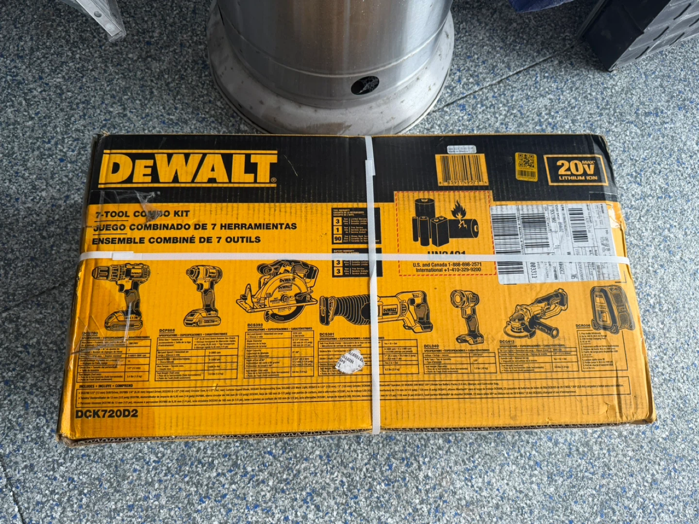 DEWALT 20V MAX 7-Tool Combo Kit DCK720D2 - photo 2