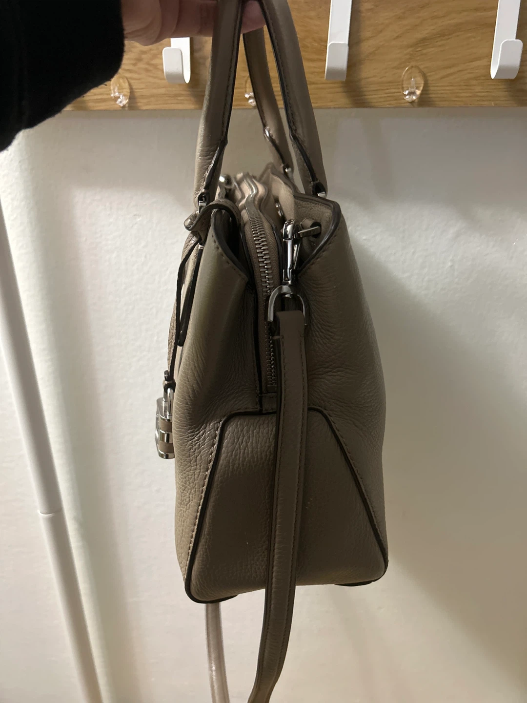 Michael Kors Leather Satchel Handbag Authentic - photo 5
