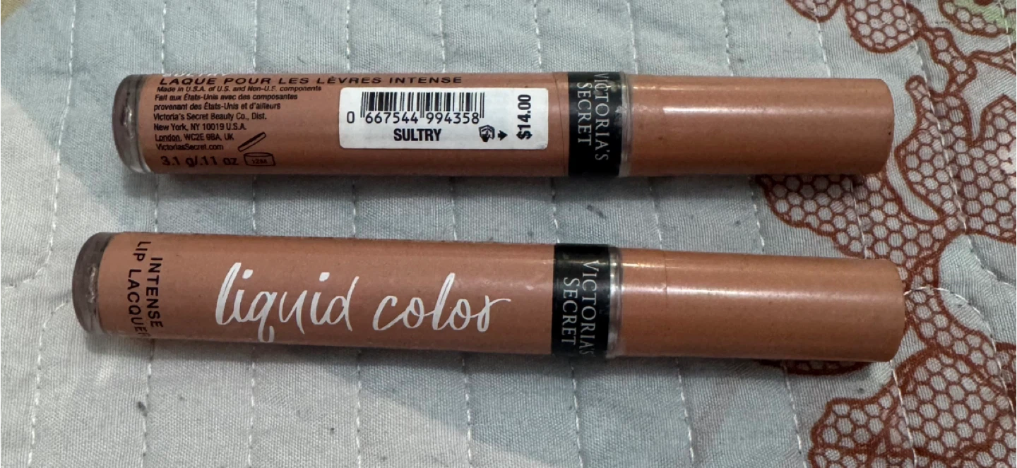 Victoria's Secret Sultry Intense Liquid Color Lip Gloss balm $8