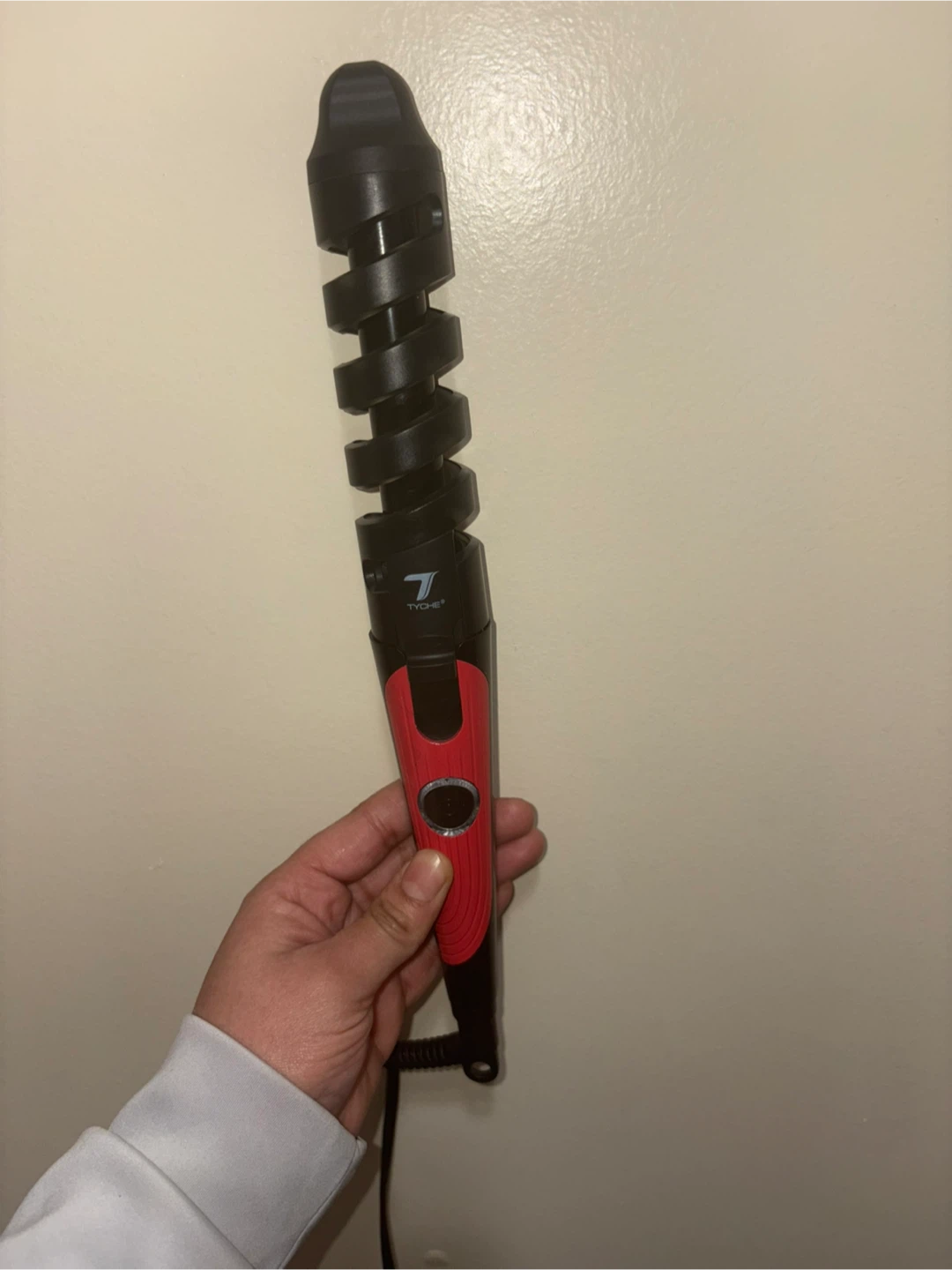 TYCHE Curling Iron