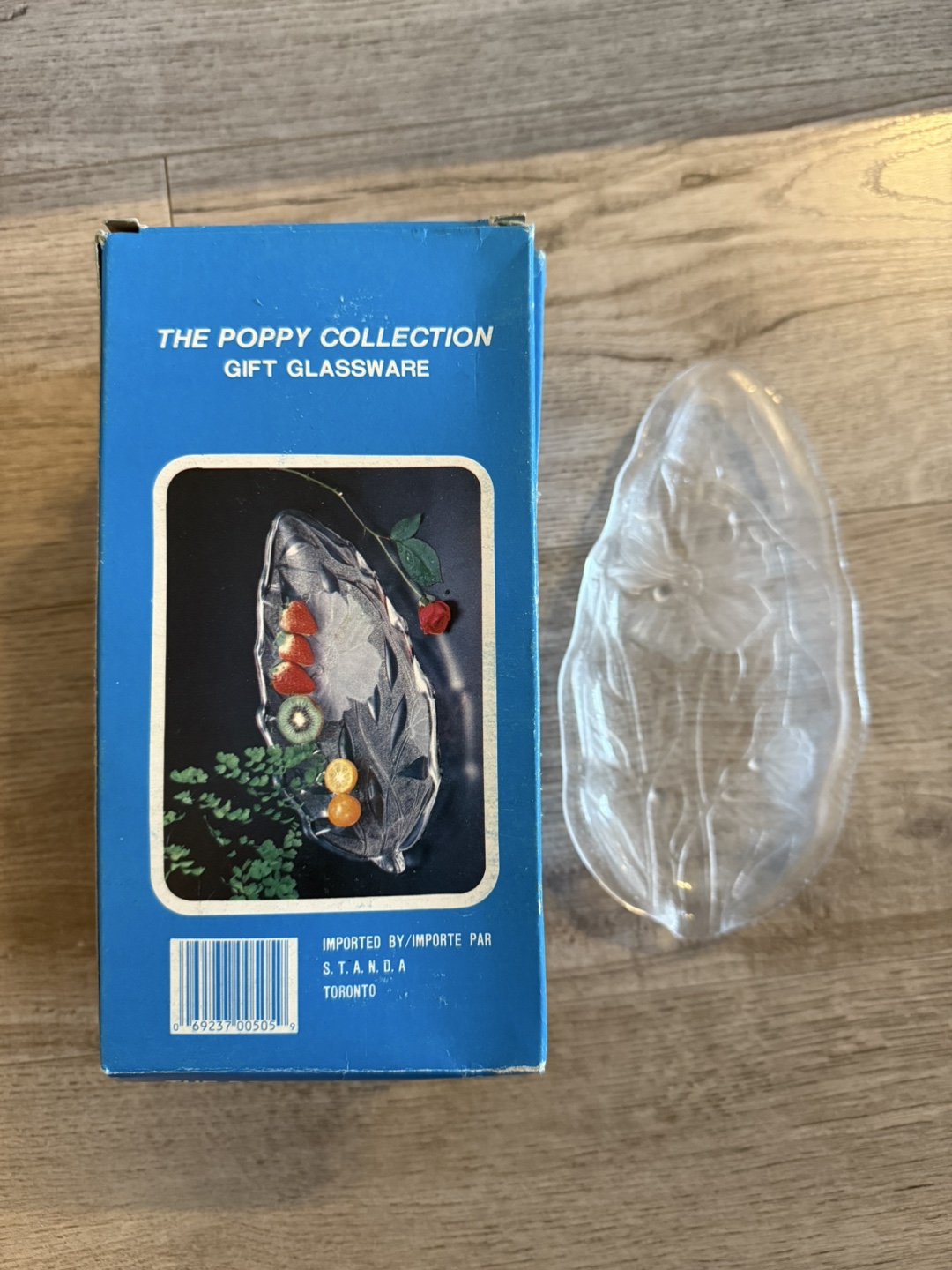 The Poppy Collection Gift Glassware Dish - brand new