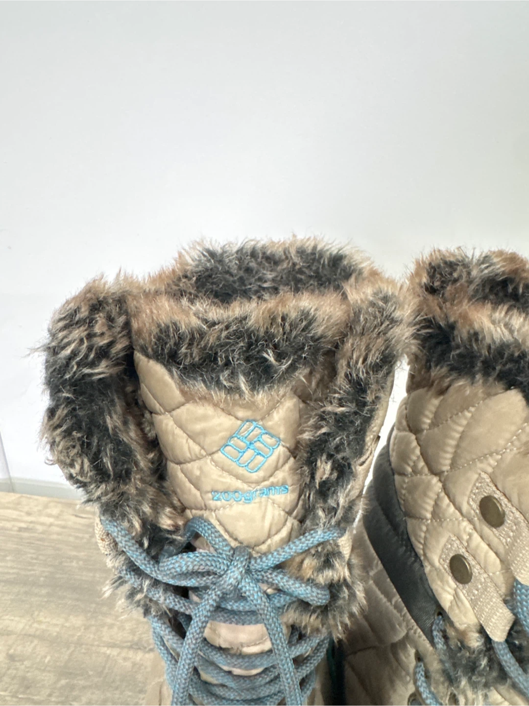 Columbia Women's Waterproof Winter Boots Size 6.5 - photo 3