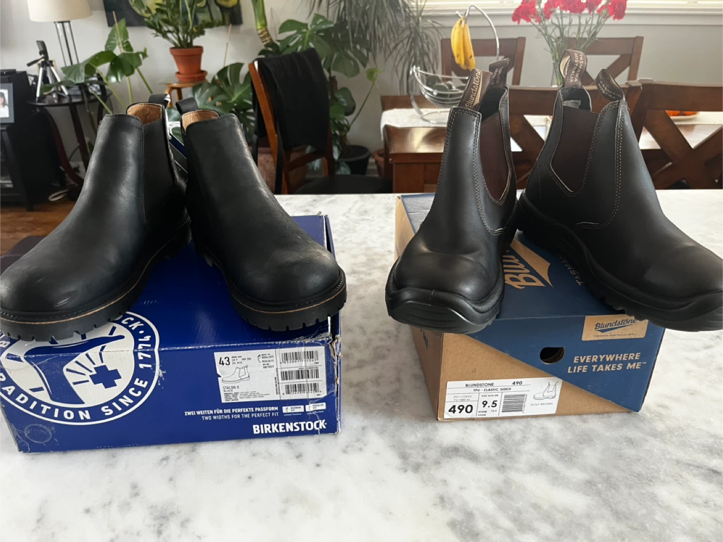 Blundstone 490 #9.5 Black Leather Chelsea Boots