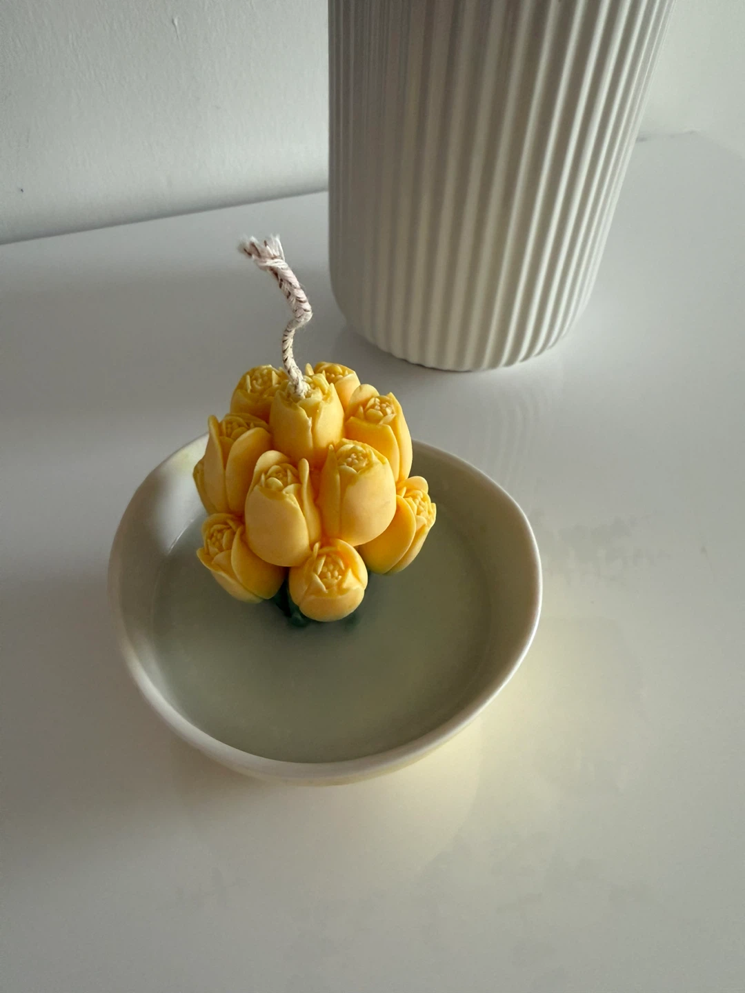 Yellow Tulip Shaped Candle - photo 2