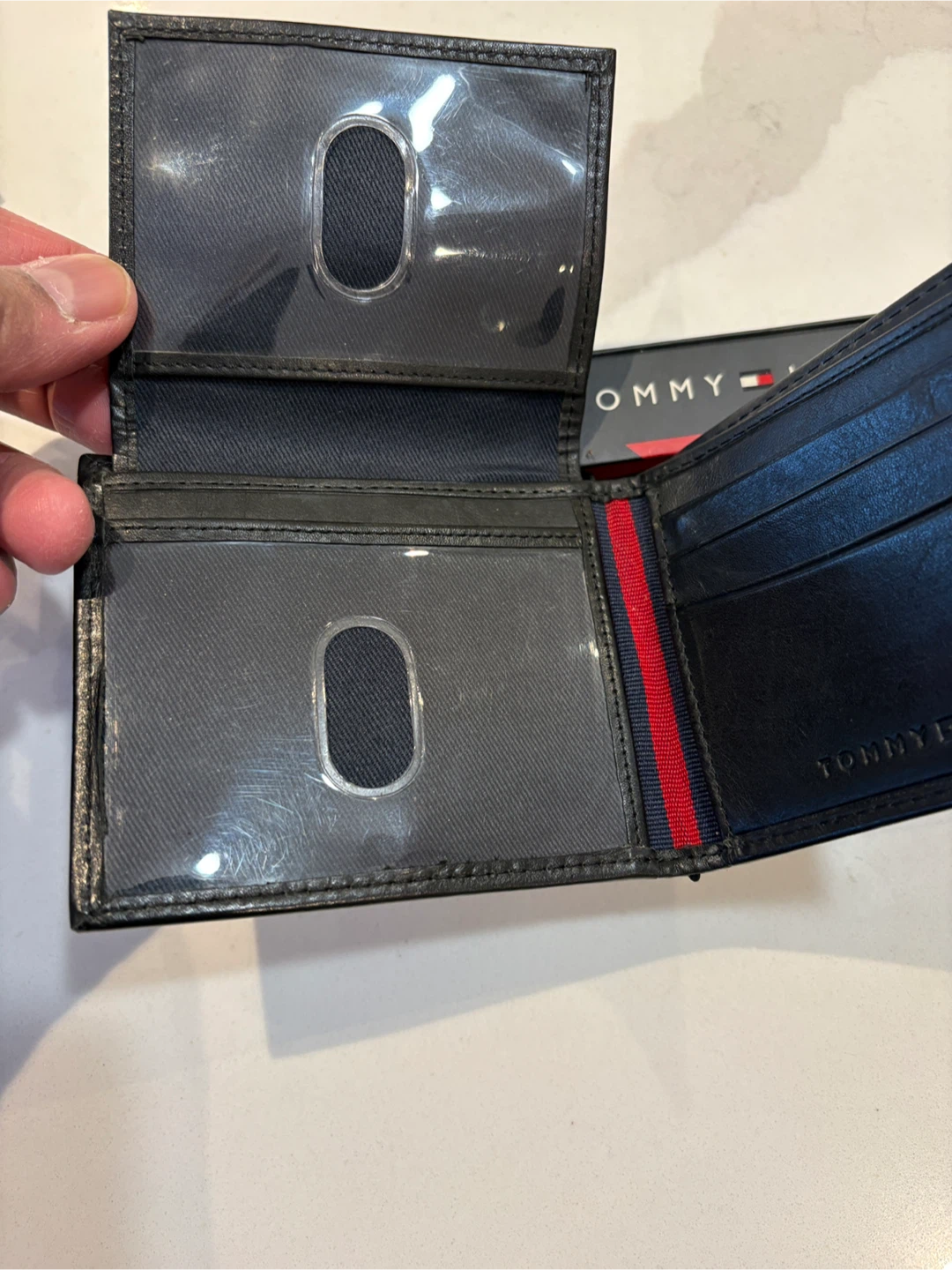 Tommy Hilfiger Wallet - photo 3