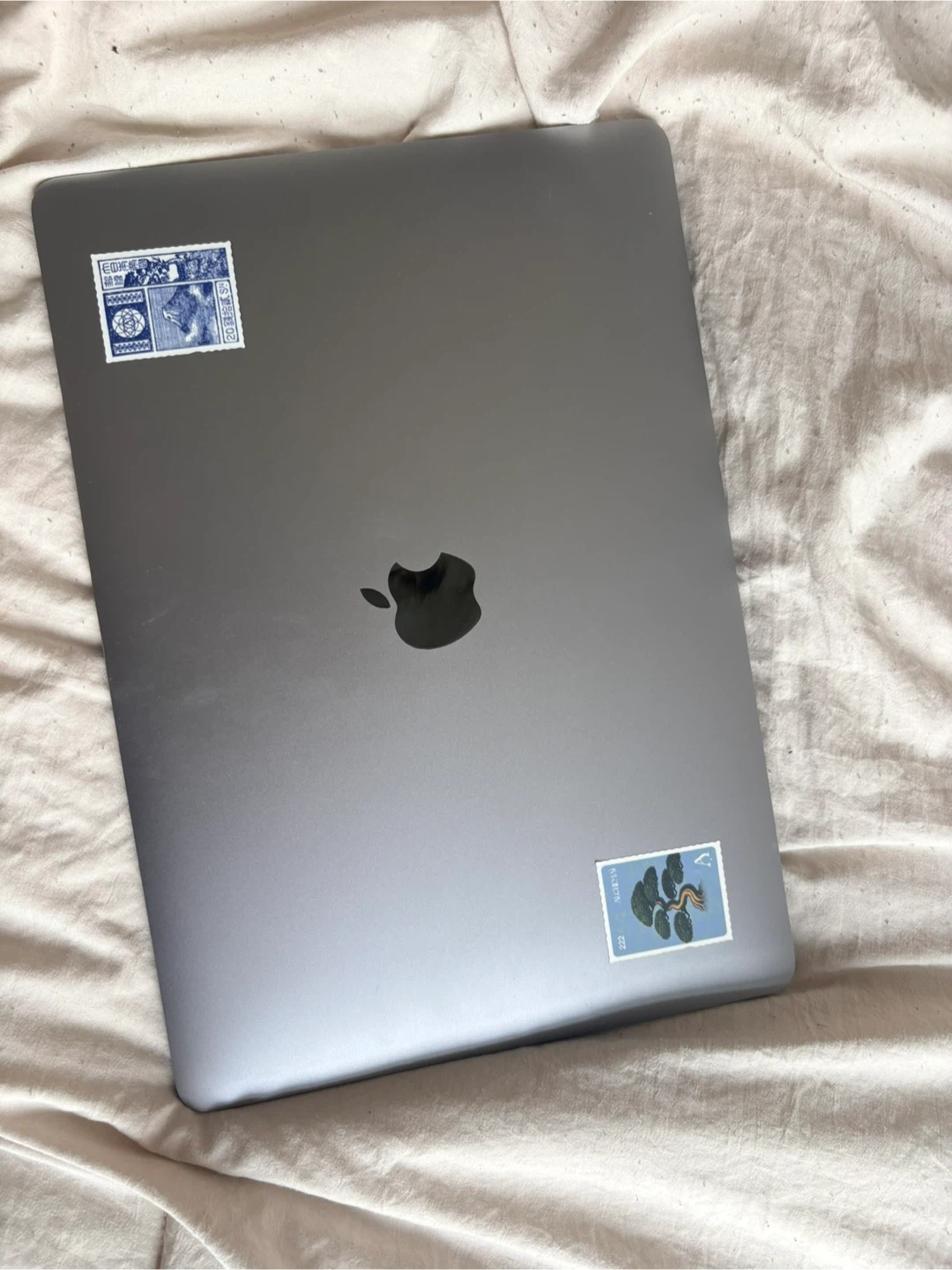 Apple MacBook Air M1, 13.3-inch, 8GB RAM, 245GB SSD