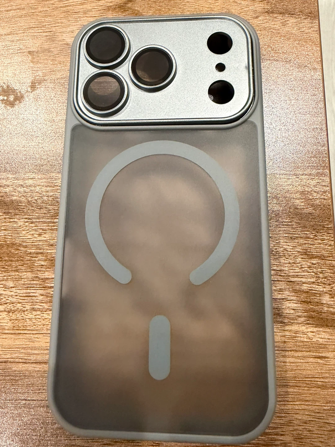 iPhone 17 Pro case with screen protector.