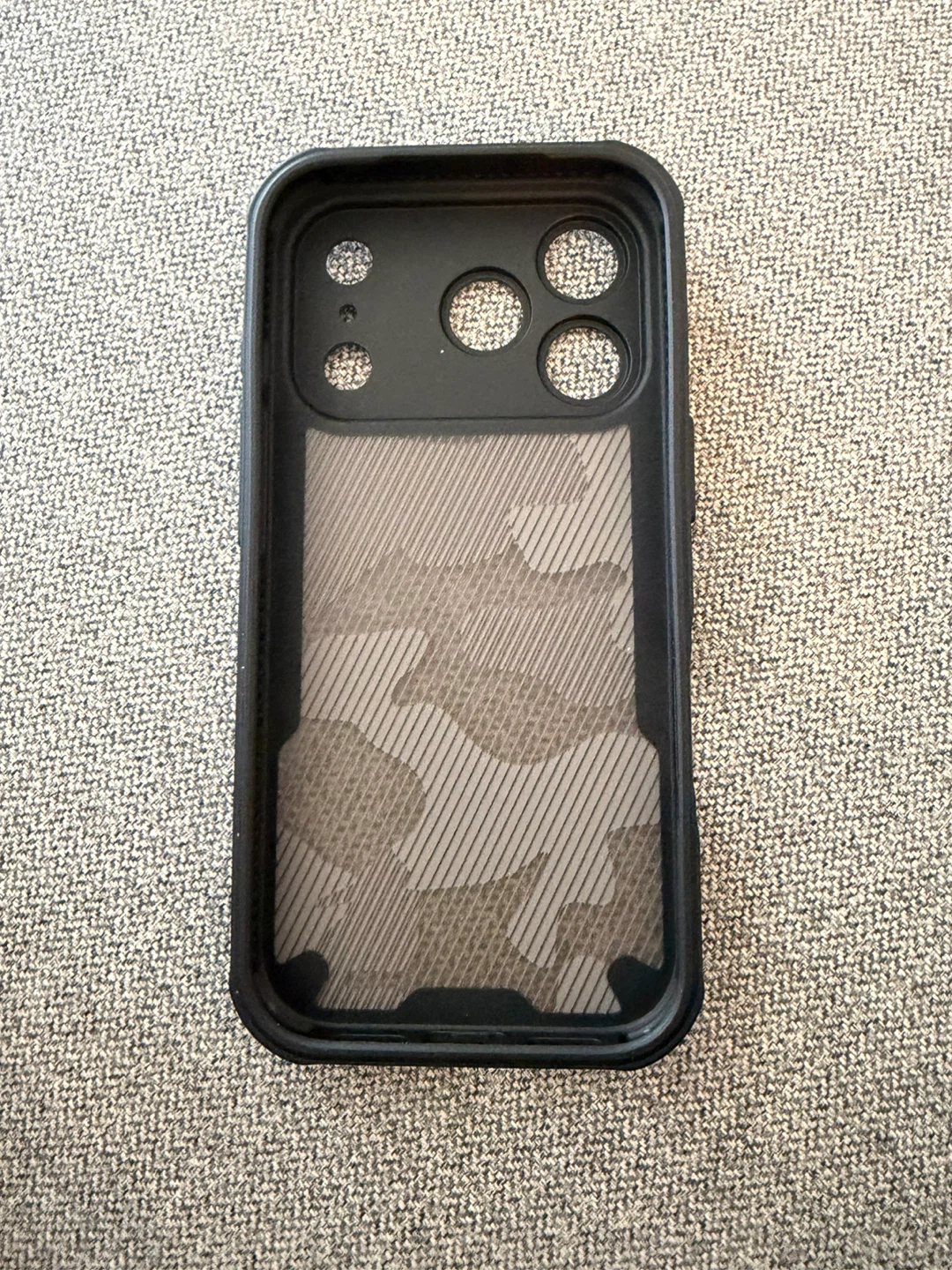 iPhone 17 Pro case with screen protector. - photo 4