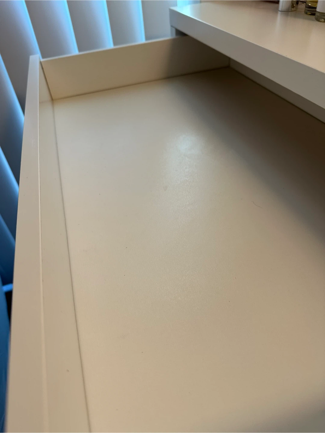 IKEA MICKE DESK - photo 5