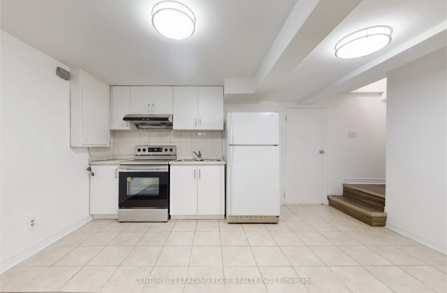 Private room in a 2 bedroom basement - photo 3