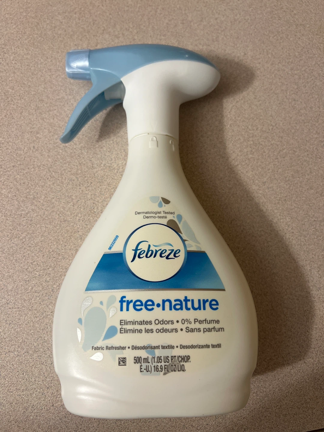 Febreze Free & Nature Fabric Refresher Spray - 16.9 fl oz