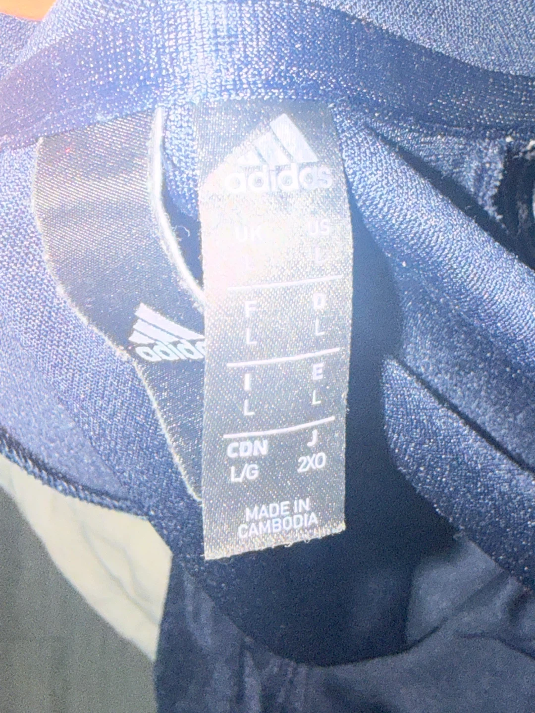 ADIDAS Classic Tracksuit - New Condition (Full Set - Large) - photo 3