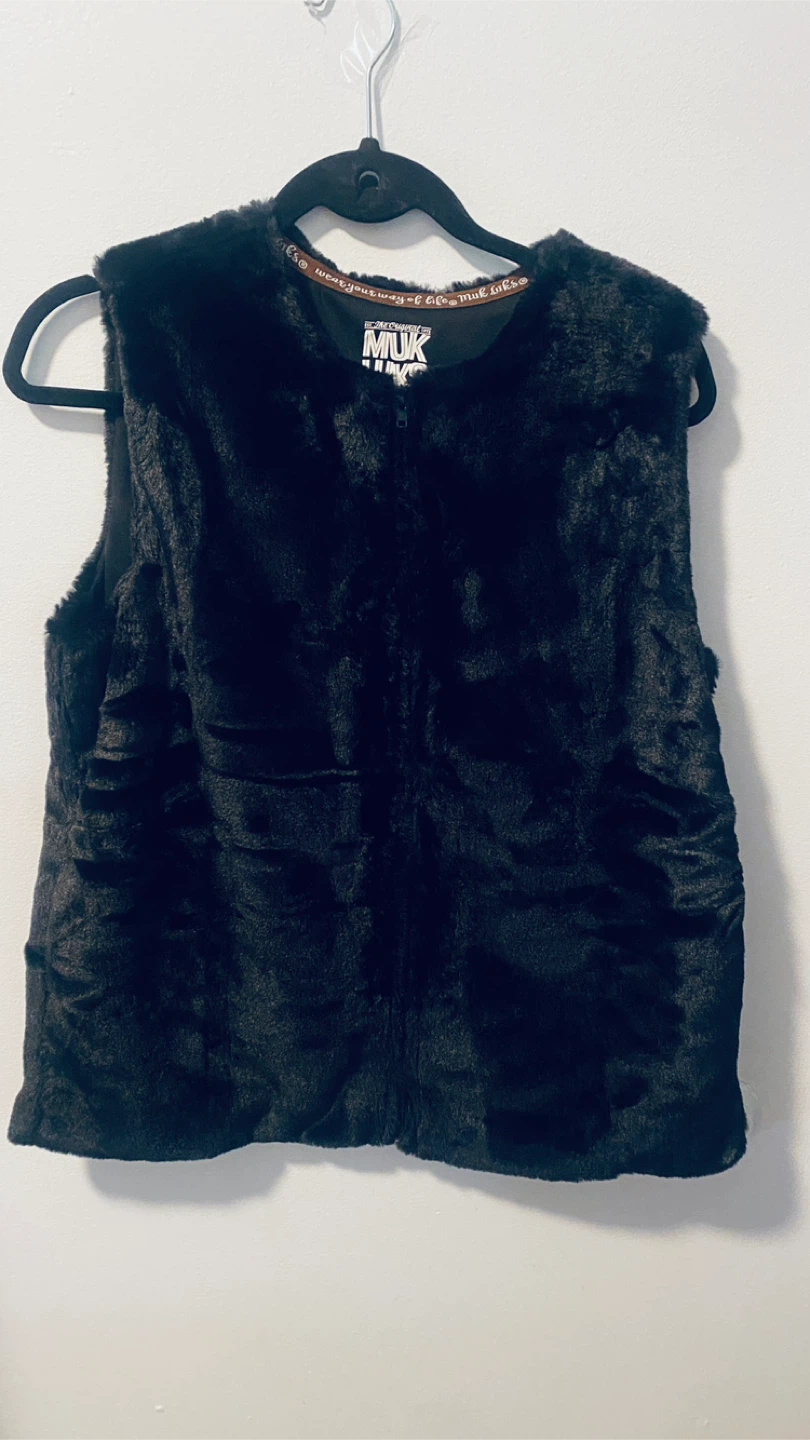 Faux fur vest size m